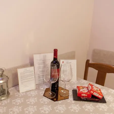 Apartment Checkincheckout - Arroios 2 Bedroom Lisbon