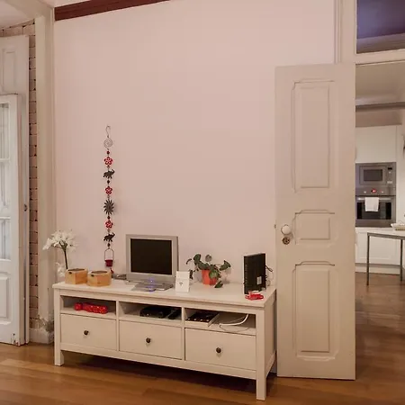 Checkincheckout - Arroios 2 Bedroom *